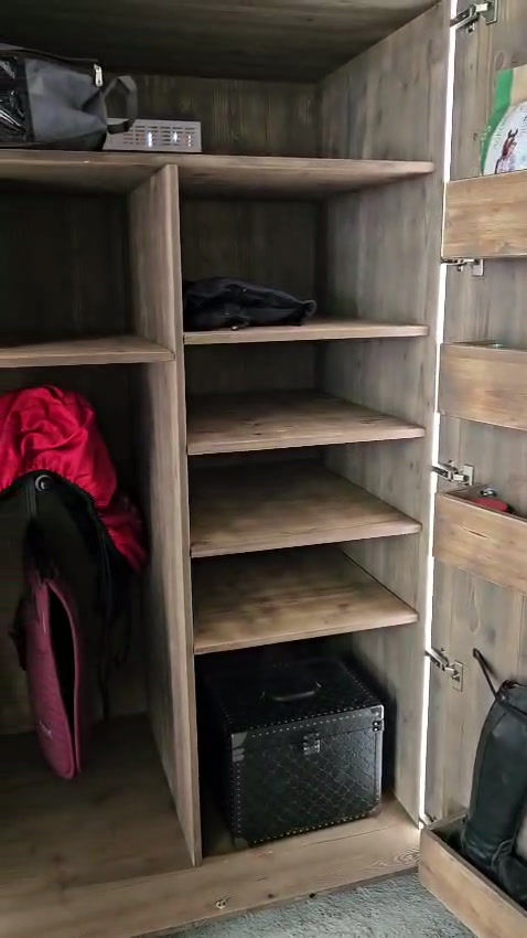 Miniaturbild: Antik-Premium-Western