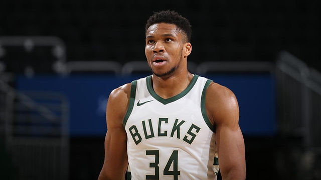 bucks-superstar-giannis-antetokounmpo_19dqg6gf4s9it15438eqbq1e35.jpeg