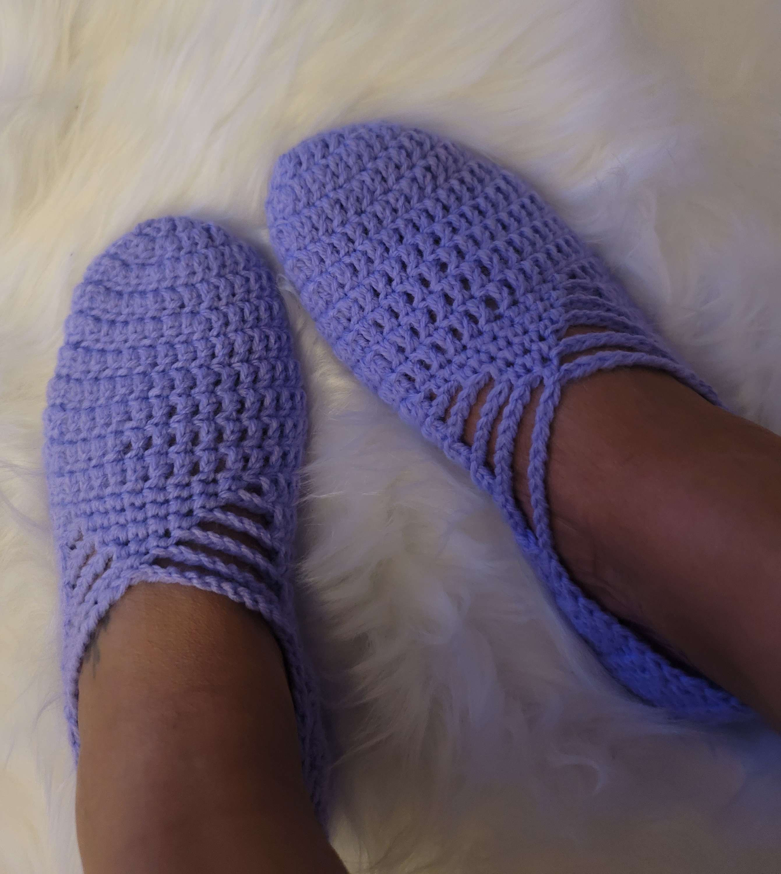COMFY COZY SLIPPERS