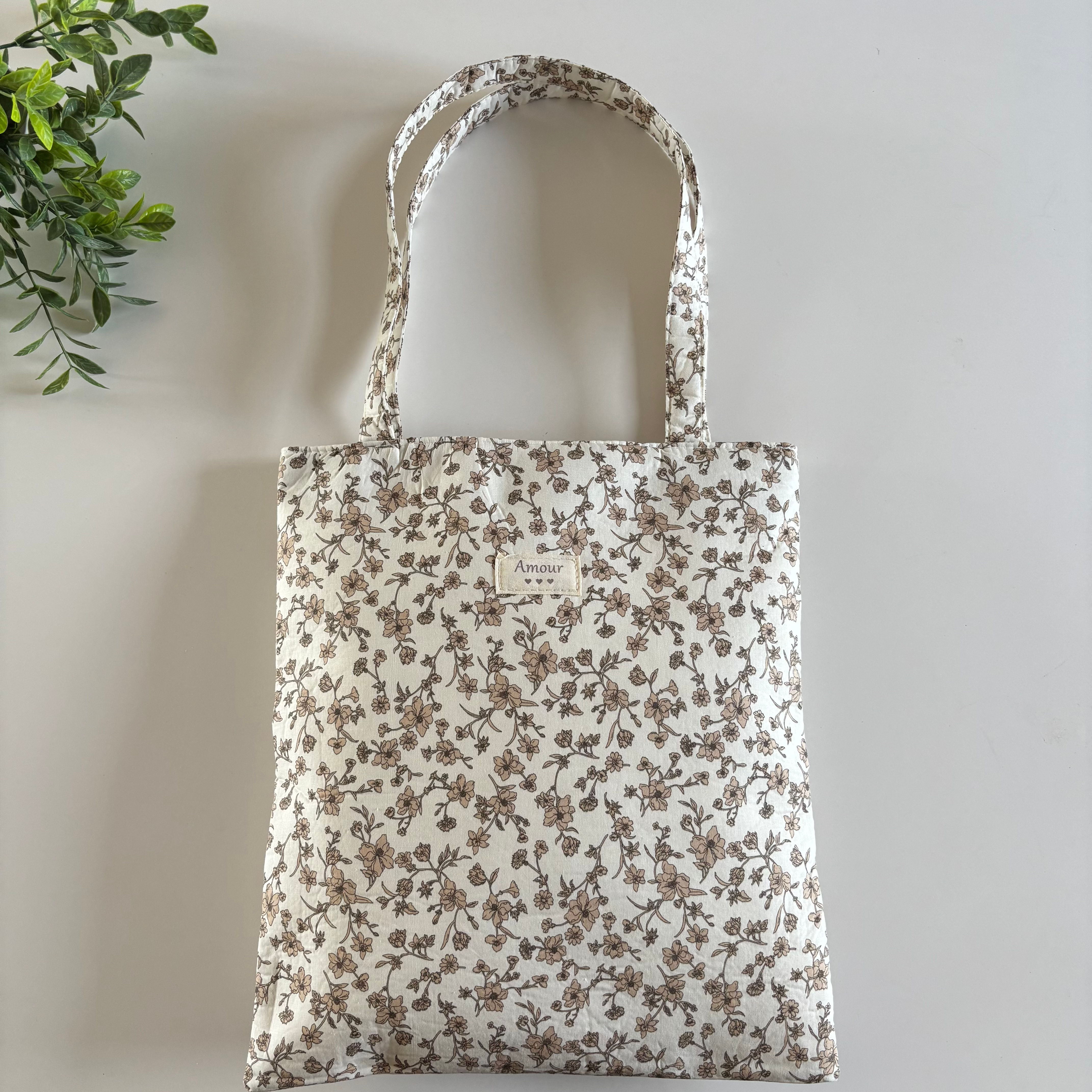 Tote Bag LÉOR Amour – Sac tissu floral naturel élégant