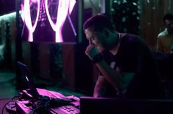 SET UP THOMAS SCHUMACHER