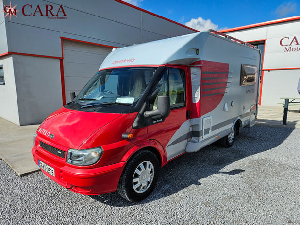 The 2-berth Dethleffs Fortero is a perfect blend of spaciousness and compact design, offering a comfortable and versatile home on wheels. Ideal for couples, it features a cleverly designed interior with ample living space, a cozy sleeping area, and well-equipped kitchen facilities. The motorhome’s compact size ensures easy maneuverability, while still providing plenty of storage and a bathroom.