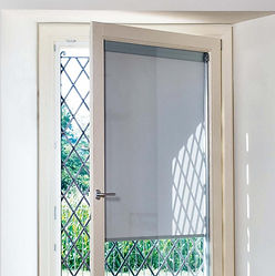 Vijverman zonwering in isolatieglas - type rolgordijnen