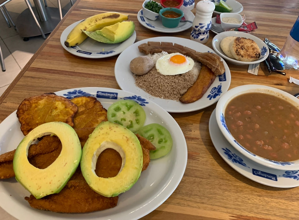 Mondongo's