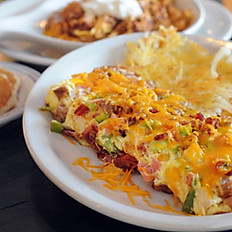BACON, SAUSAGE OR HAM AND EGGS