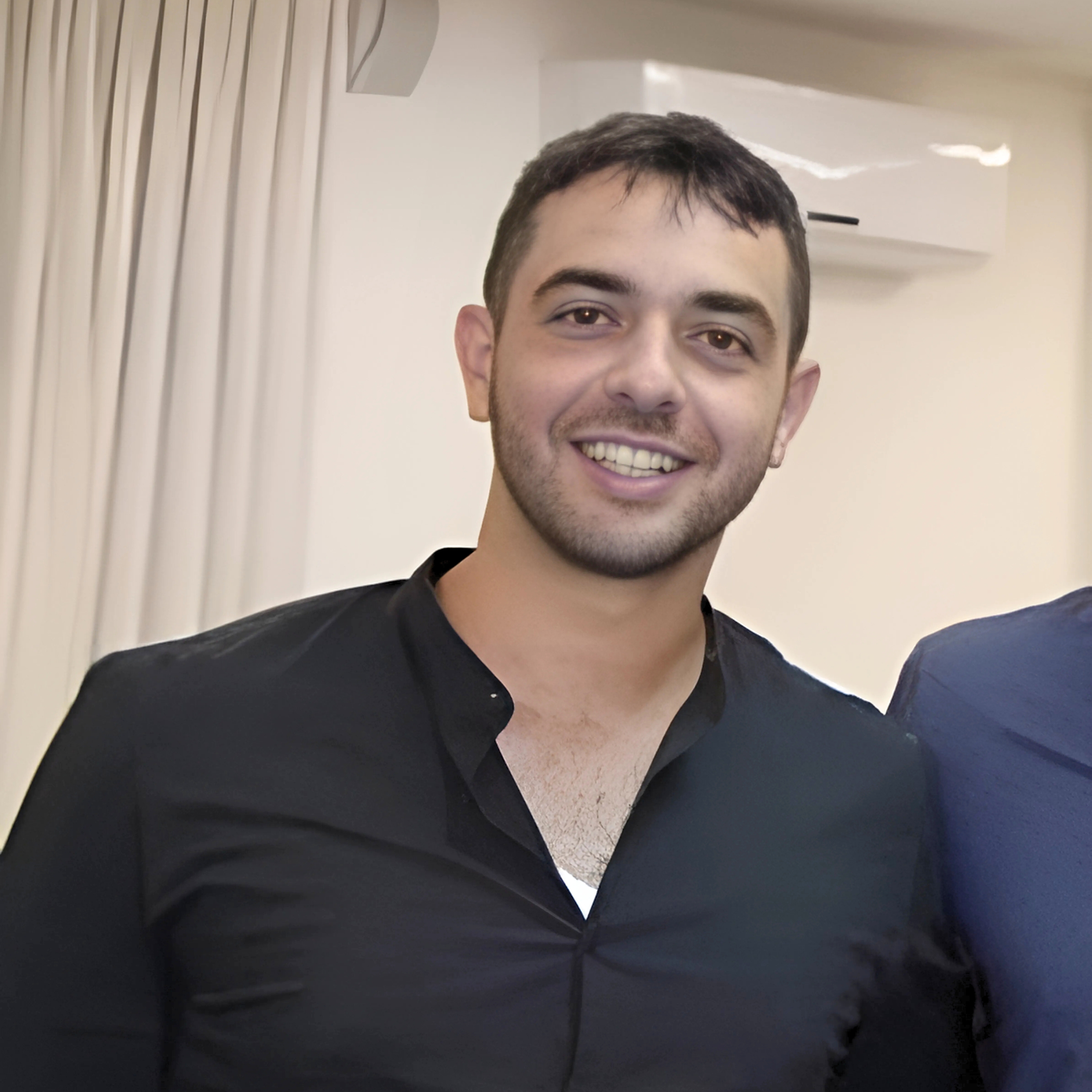 עיצוב גרפי לילדים בקורס חדשני המשלב טכנולוגיה ויצירתיות.