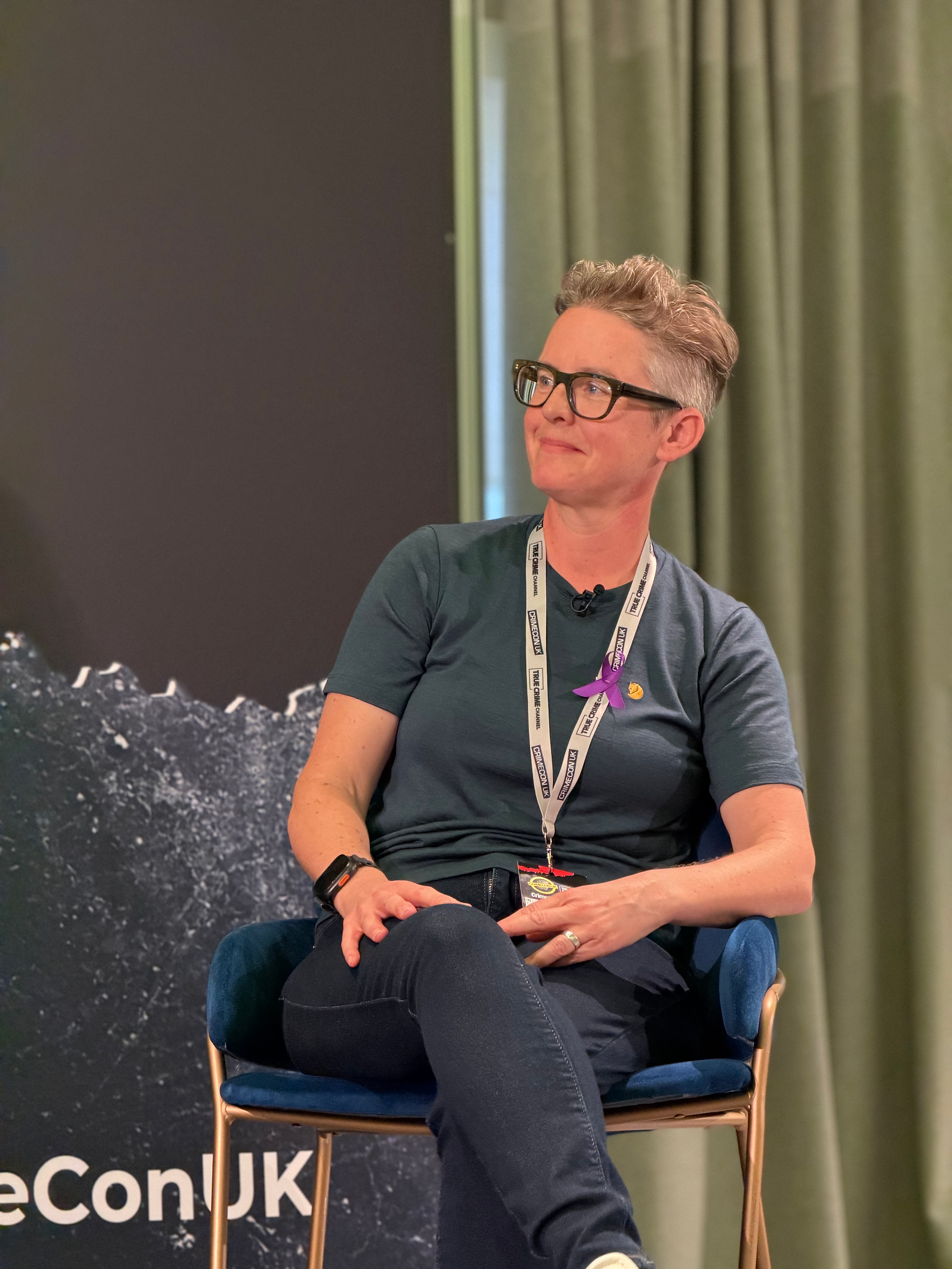 Jo on the stage at Crime Con