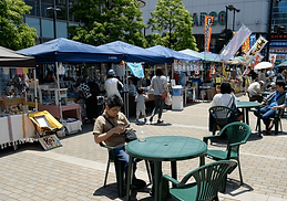 やさしい日曜日会場の様子