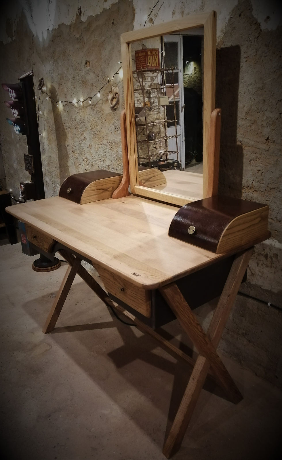 Miniature : Coiffeuse design bois métal unique