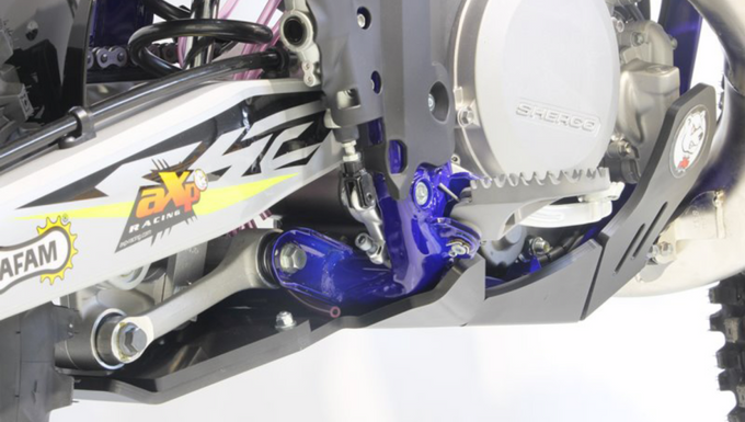 AXP RACING XTR SKIDPLATE 8MM SHE 250-300SE