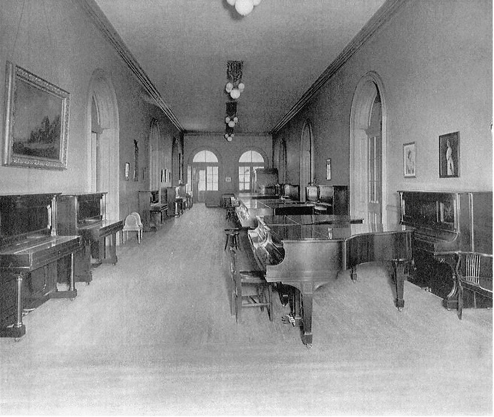 Продажная комната Стейнвей-Холл