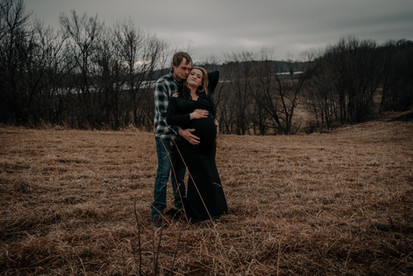 minnesota cinematic moody maternity photographer