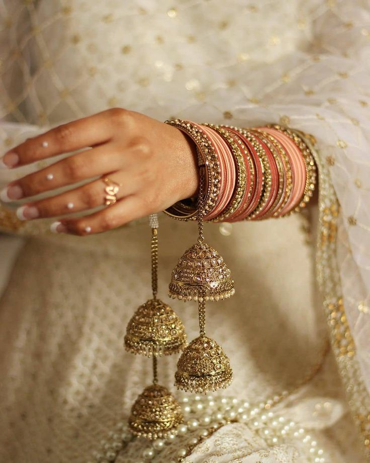Minimal Kaleera Designs for Modern Brides