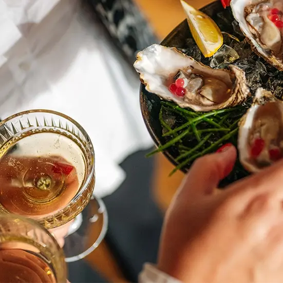 Bedrijfsfeest & Bedrijfsevenement luxe oesters Giethoorn Bodelaeke 2