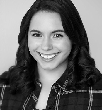 Eleanor Bennett Headshot_edited.jpg