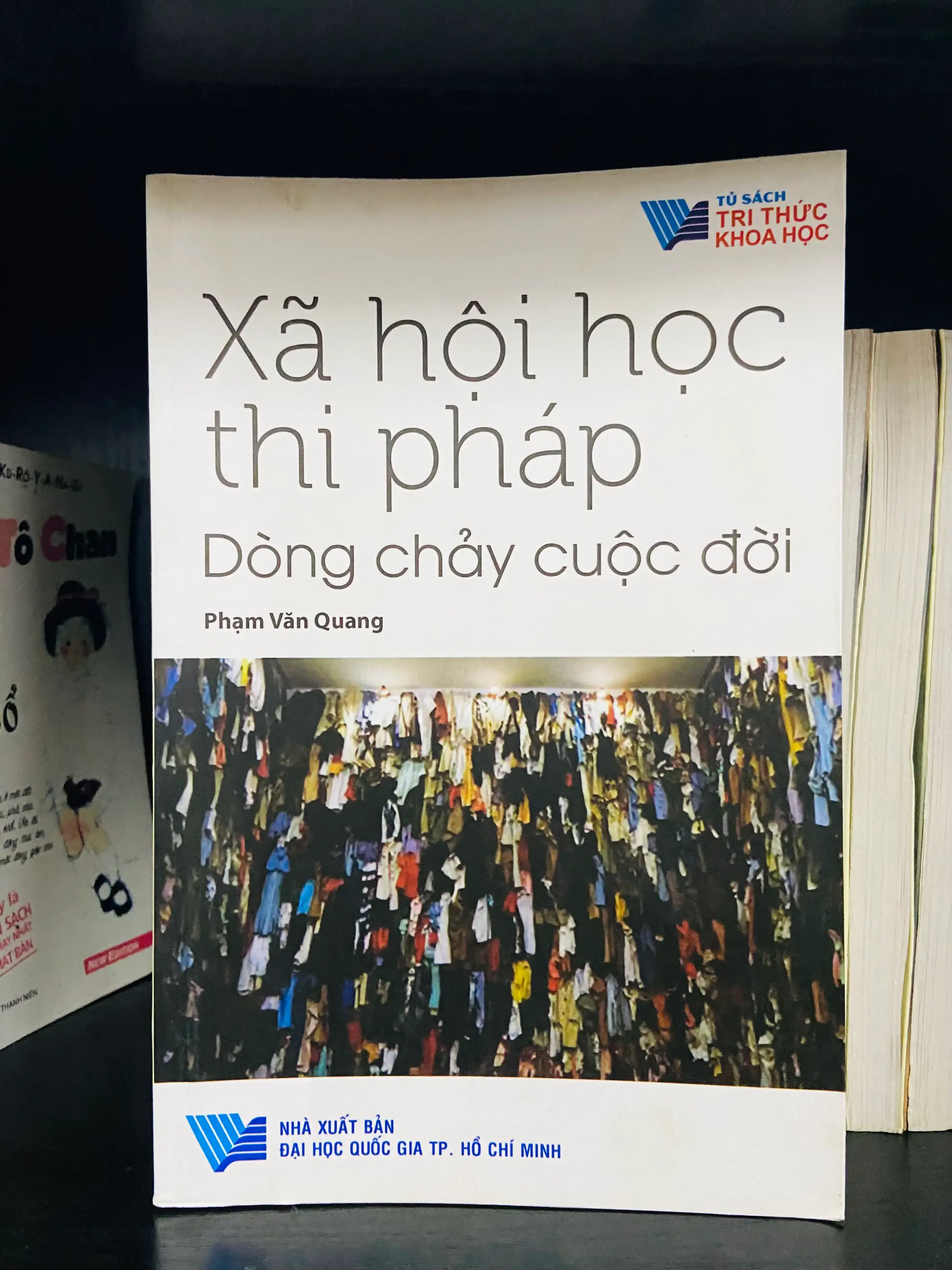 Xã hội học thi pháp Dòng chảy cuộc đời