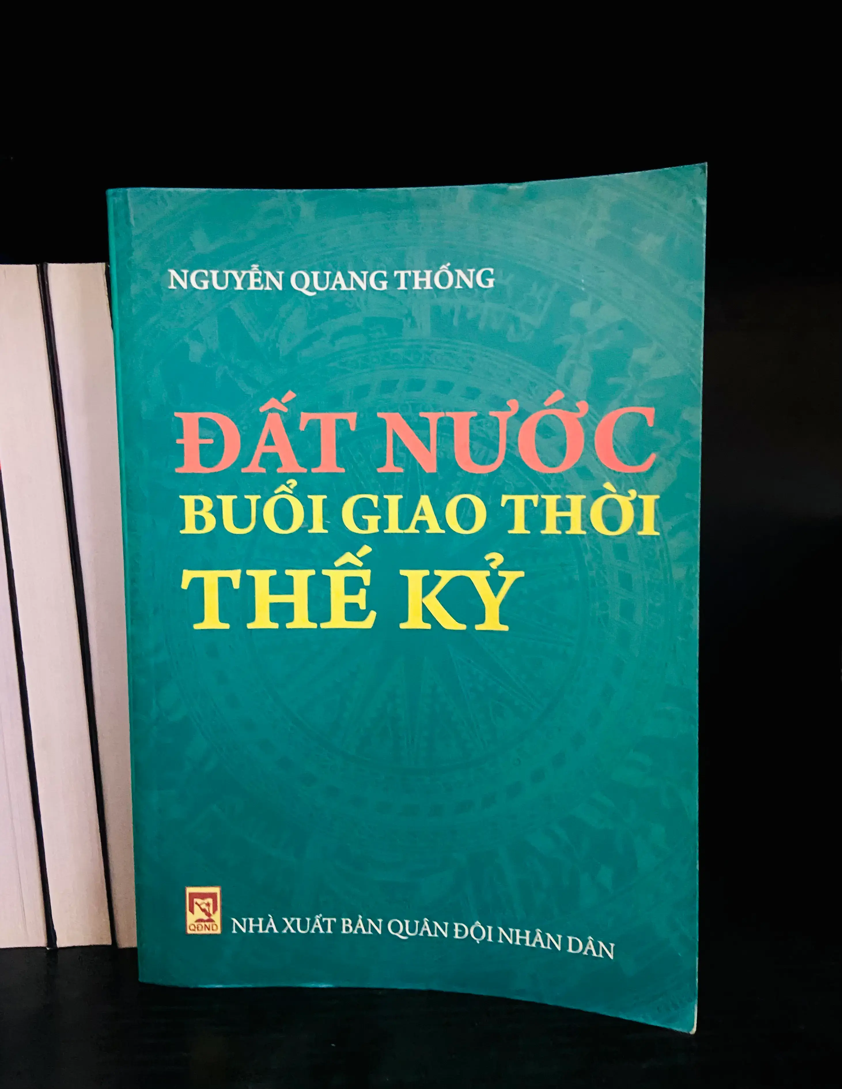 Đất nước buổi giao thời Thế Kỷ - Nguyễn Quang Thông