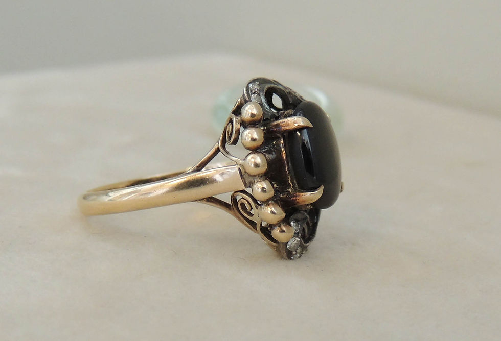 Thumbnail: Vintage Natural Black Star Sapphire Ring