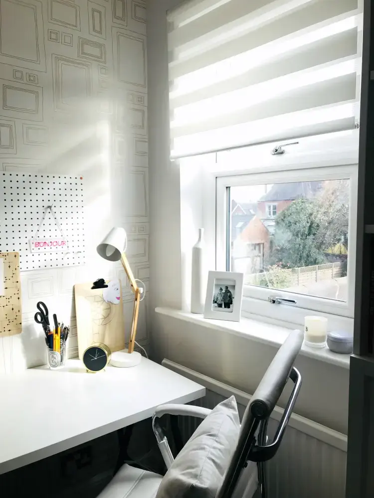 Home Office Glare