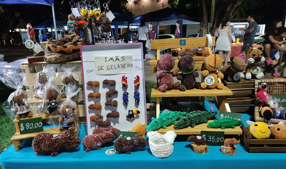 Animais do pantanal de amigurumi produzidos por Janaína