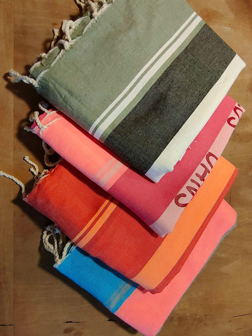 Miniature : Fouta noir et vert 
