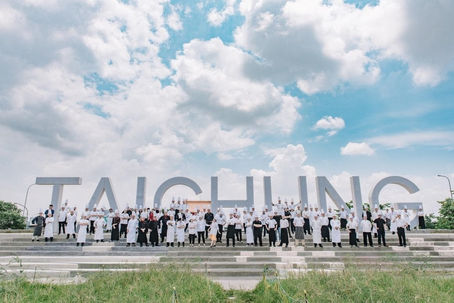以花入饌喜迎花博 Add flowers into dishes and greet Flora Exposition