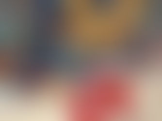 Christmas craft session with parents at St Thomas Primary