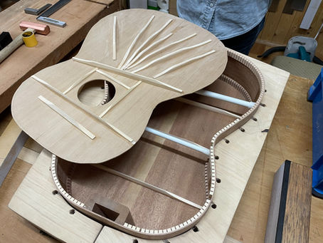 クラシックギター製作教室を開講