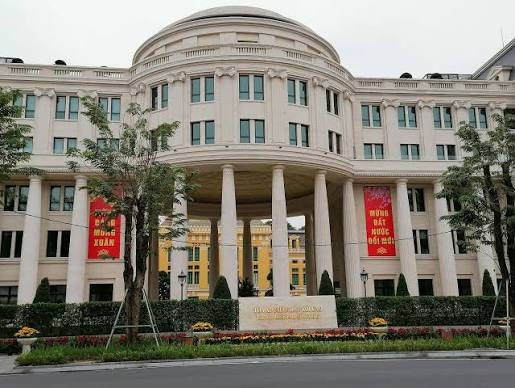 Giai đoạn thực hiện phương án phục hồi hoạt động kinh doanh là thời điểm mang tính quyết định để giúp doanh nghiệp vượt qua nguy cơ mất khả năng thanh toán. Theo Luật Phục hồi, phá sản năm 2025 (Luật số: 142/2025/QH15, có hiệu lực từ ngày 01/03/2026), pháp luật quy định chặt chẽ về chủ thể và cơ chế giám sát nhằm bảo vệ quyền lợi của các chủ nợ, tối ưu giá trị tài sản và bảo đảm doanh nghiệp tuân thủ đúng lộ trình.