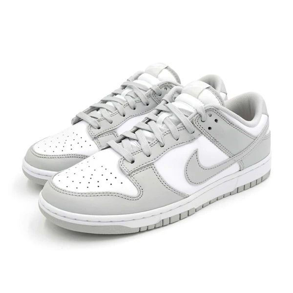 Thumbnail: Nike Dunks low