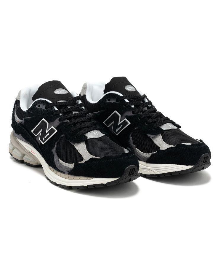 Thumbnail: New Balance 2002R