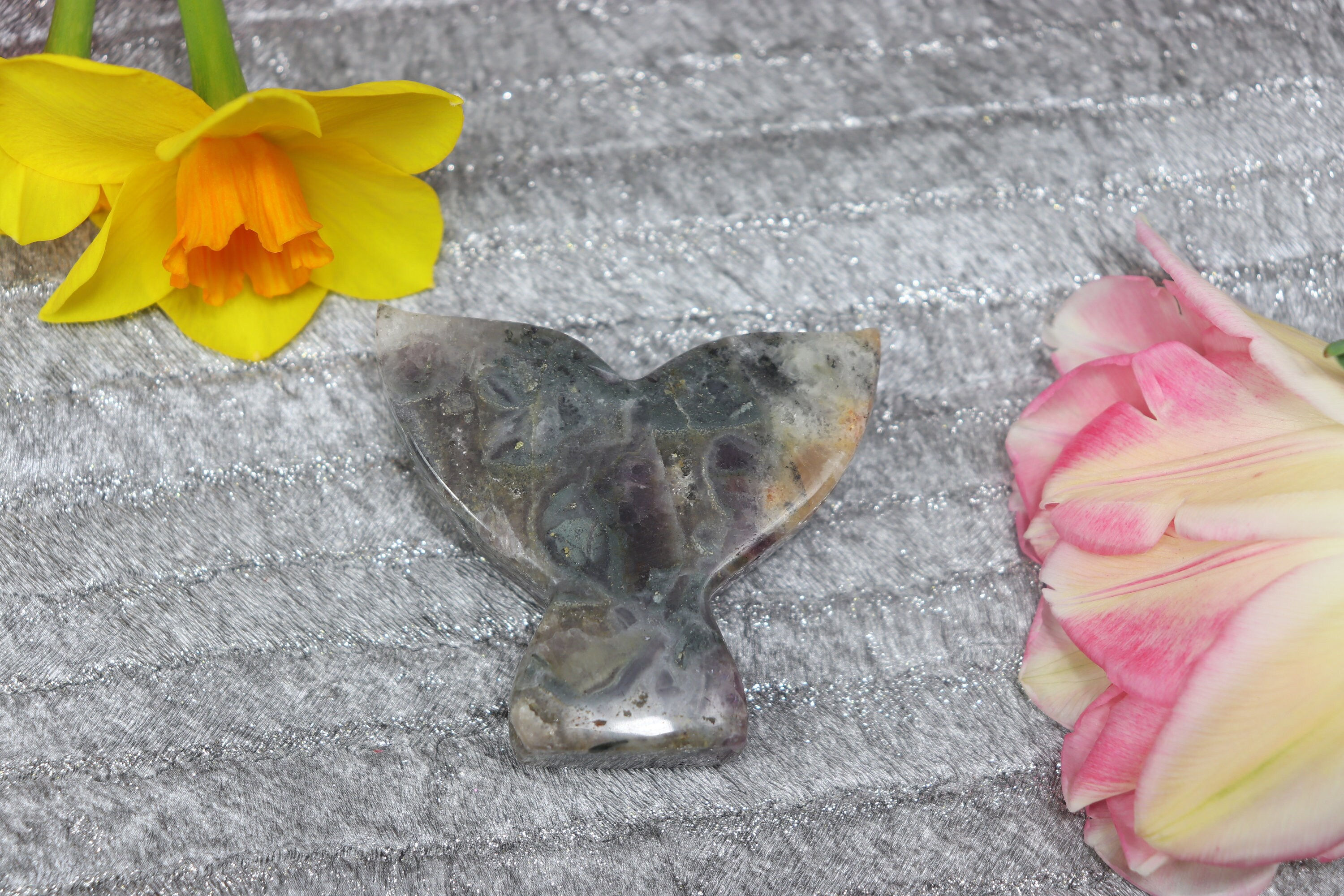 Amethyst Lace Agate Whale Tail 5