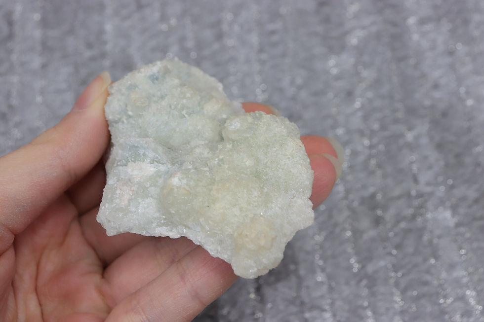 Thumbnail: a small blue aragonite with celestite cluster, raw and uncarved