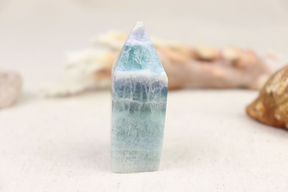 Thumbnail: Durango fluorite tower side view
