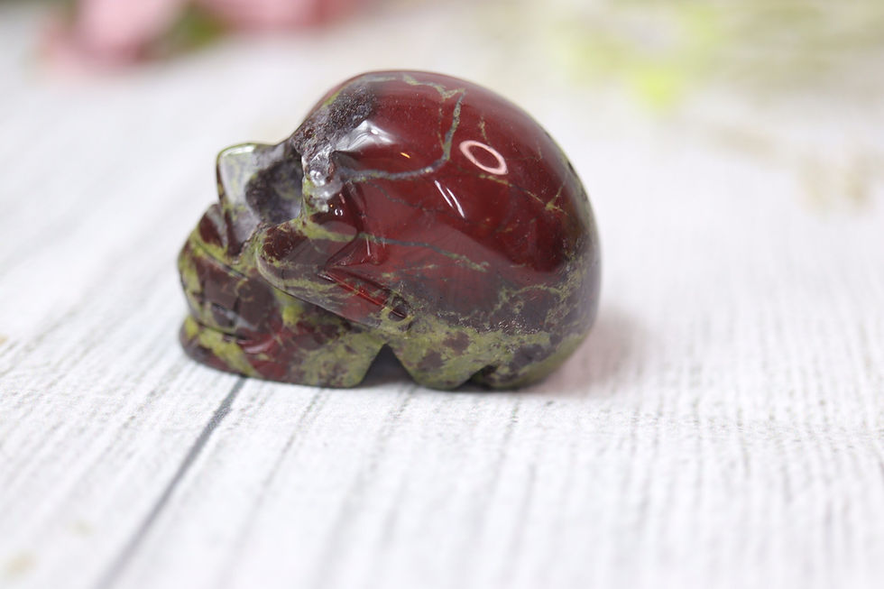 Thumbnail: Dragon Blood Jasper Skull