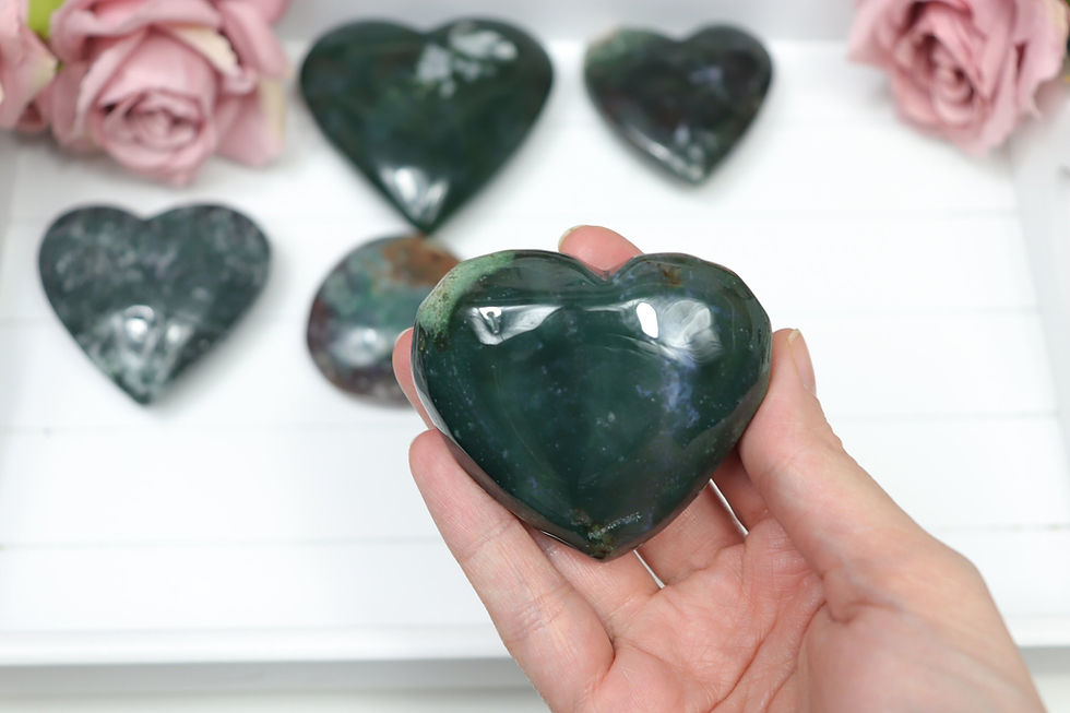 Thumbnail: Moss Agate Palmstone Hearts