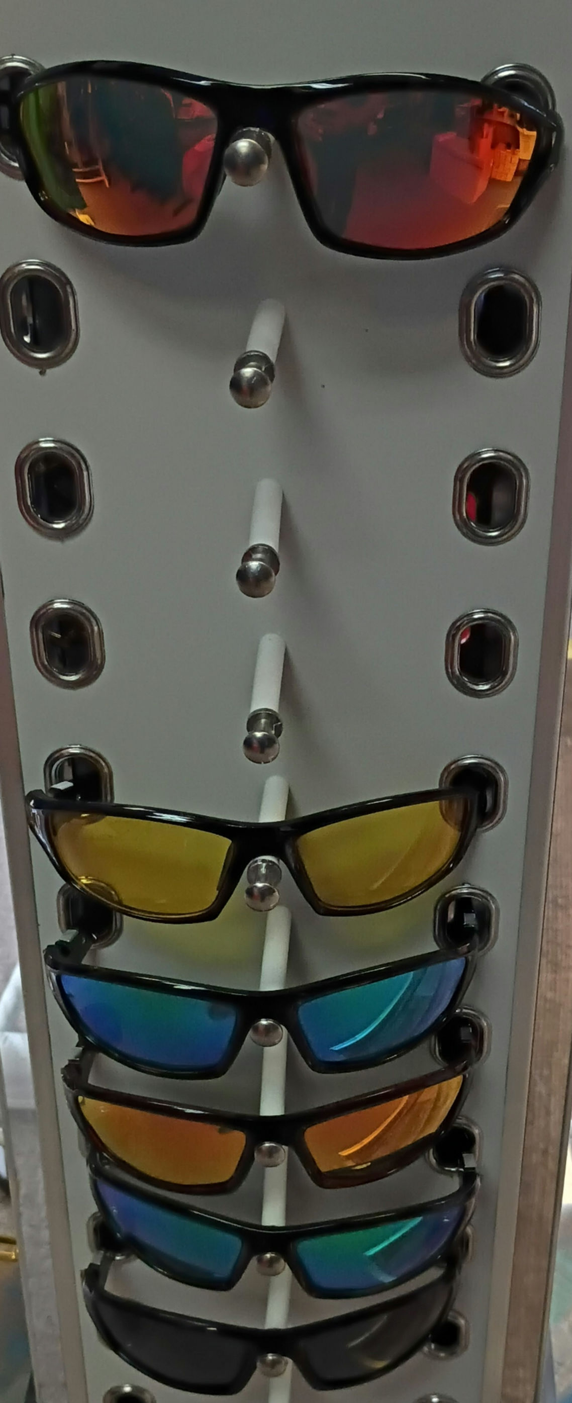 Polarized Glasses