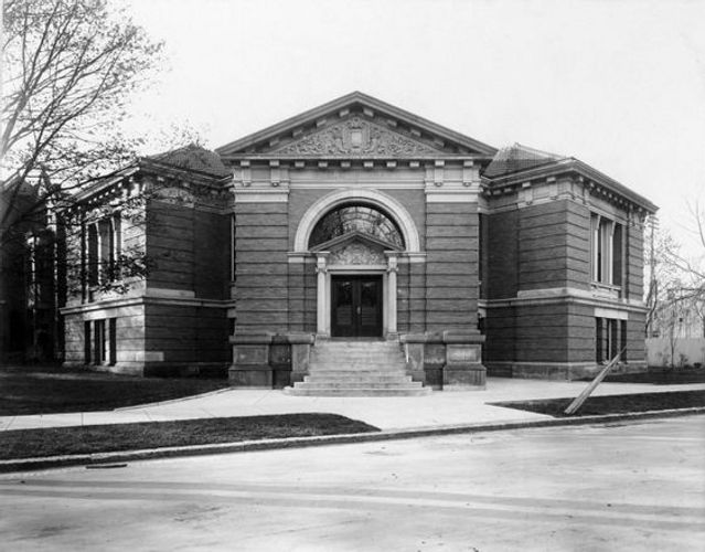 Highlands Library Louisville KY