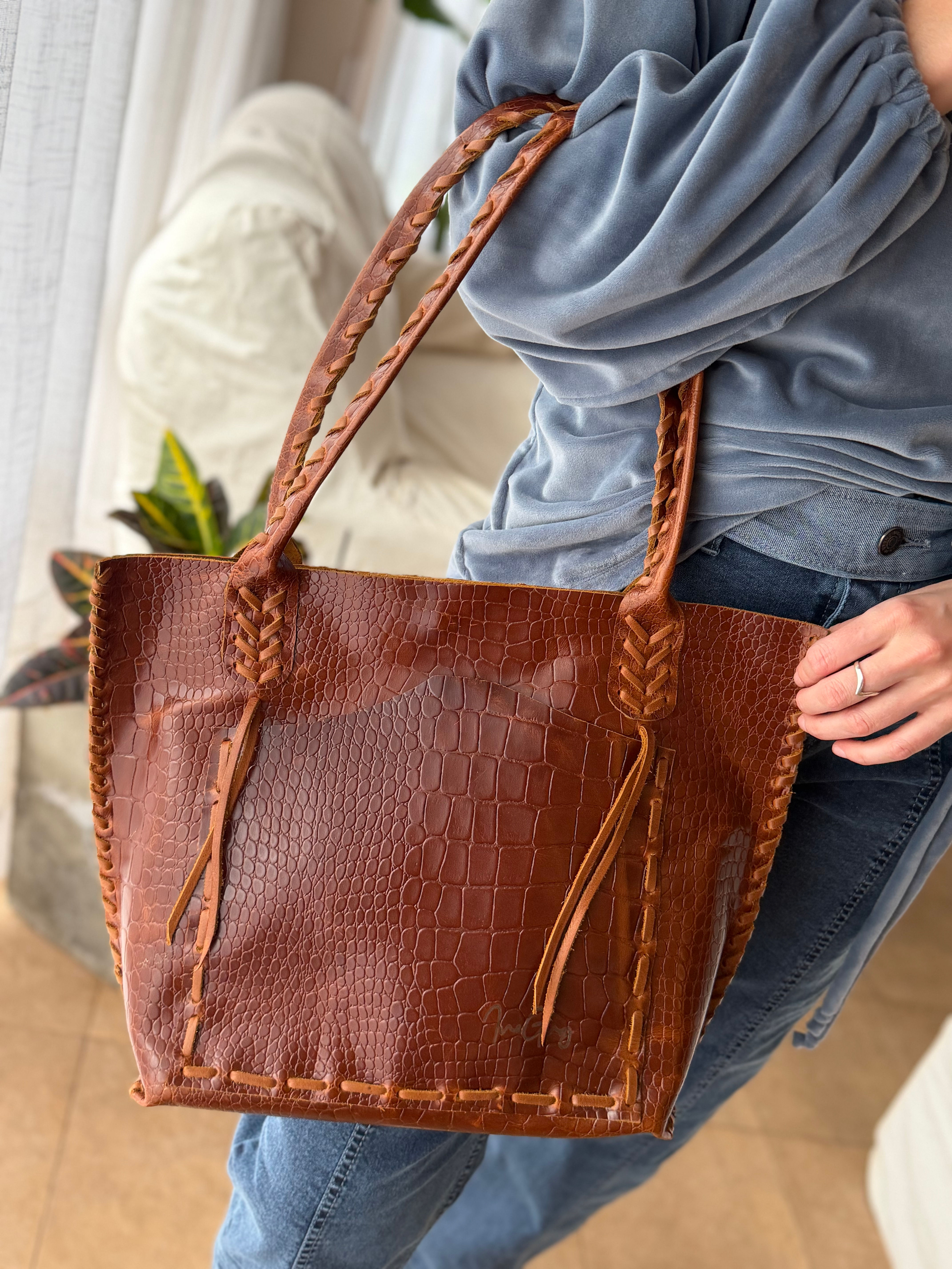 Cartera Brava