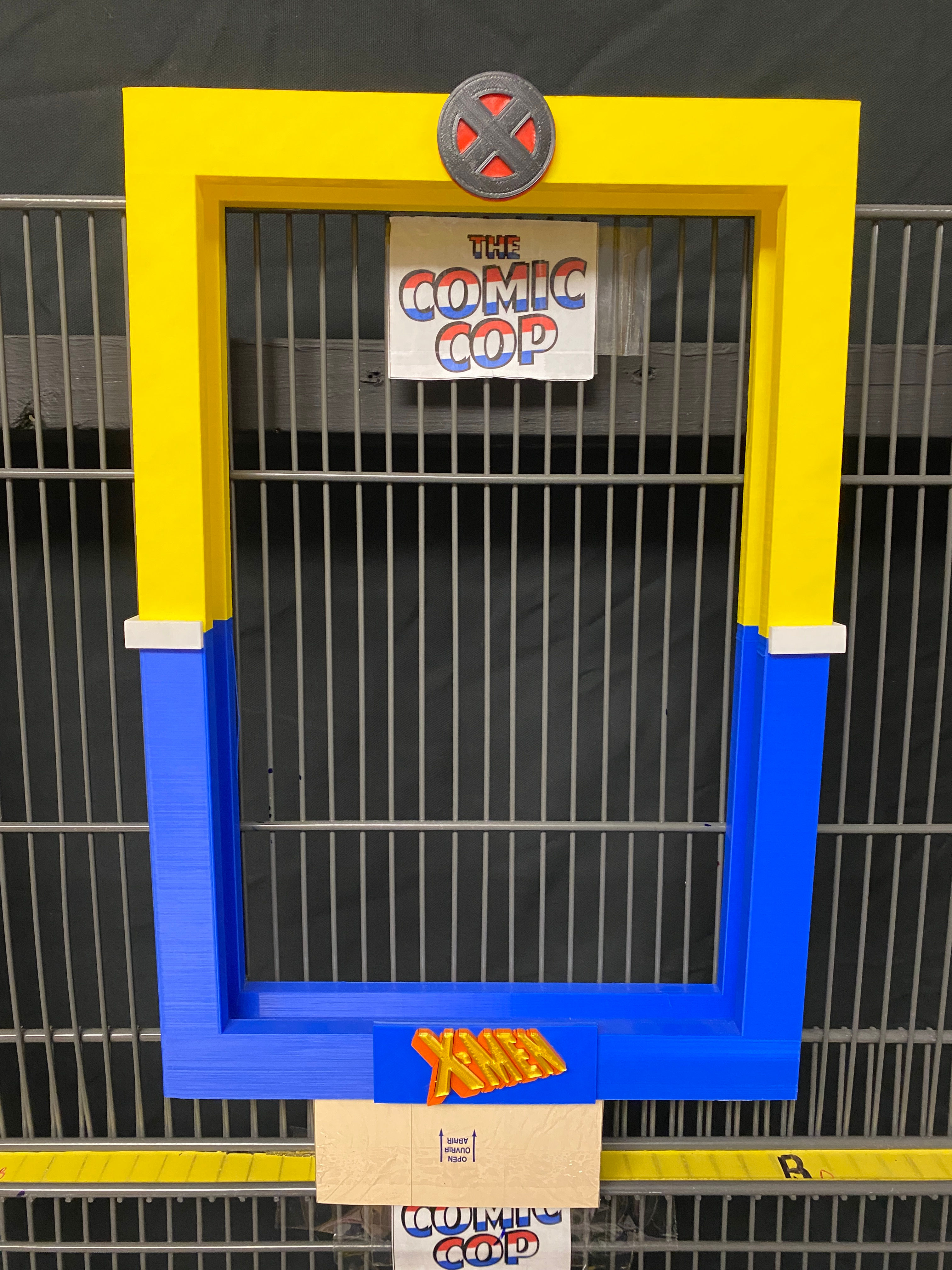 Blue/Yellow X-Men Watchtower Frame
