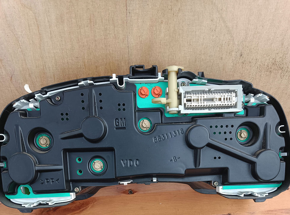 Thumbnail: Opel Zafira 2000 1.6 speedometer 24419563HY