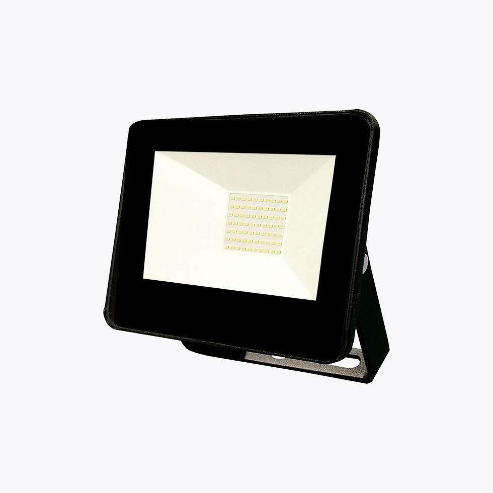 Proyector LED Slim color negro con iluminación blanca 6500K ideal para exteriores y áreas amplias.