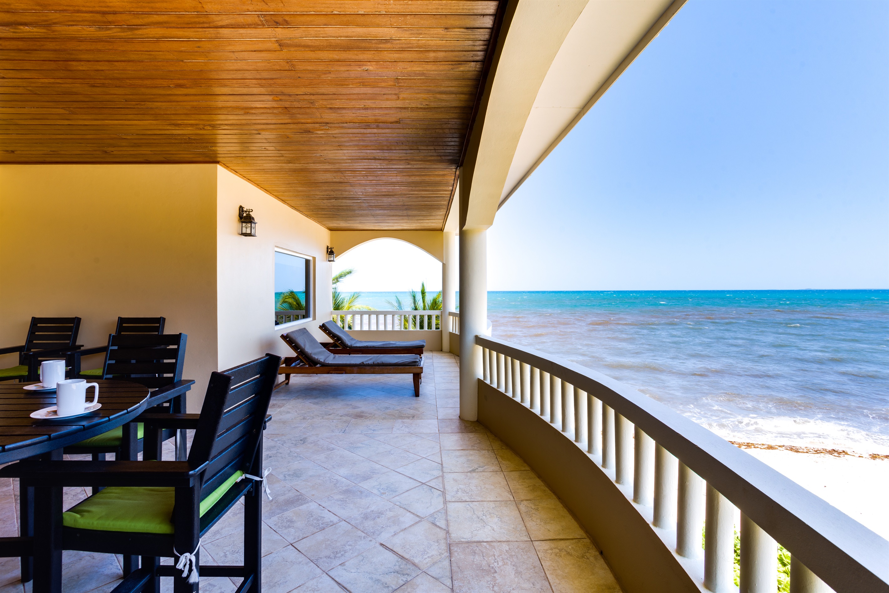 Los Porticos Villa 8D