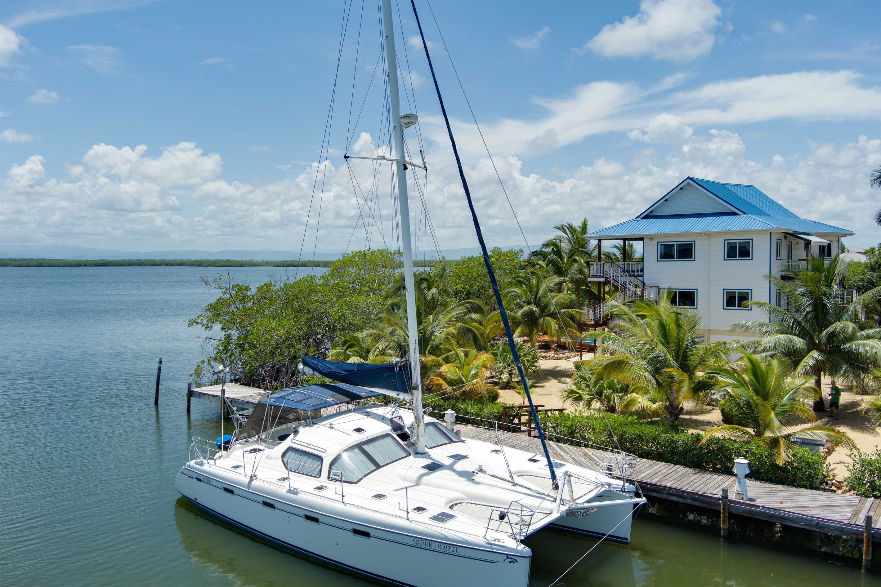 Bahia Vista - 4 Bedroom