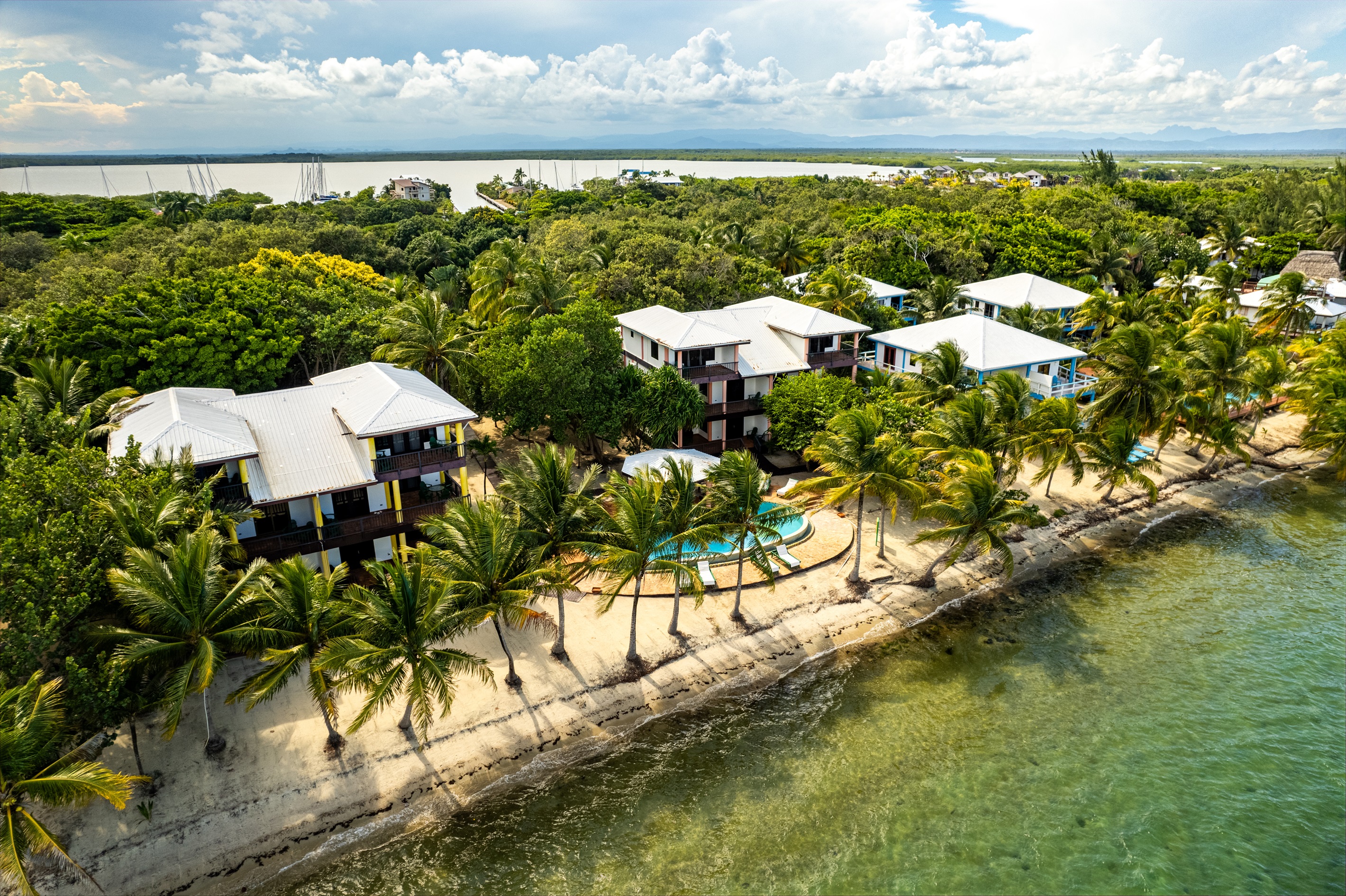 Tranquility Beach Suites 32