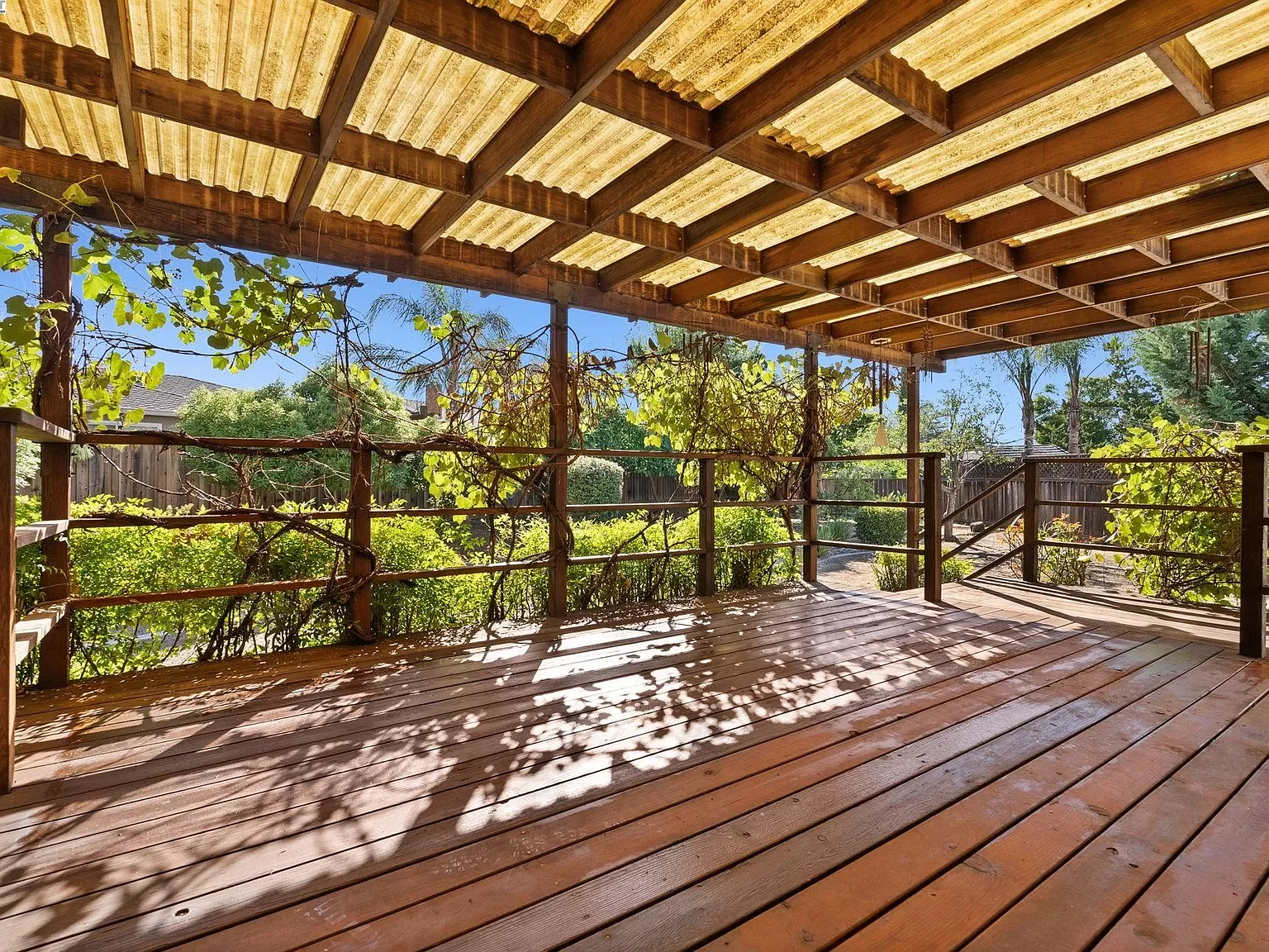 5113 Southwick Ct outdoor deck