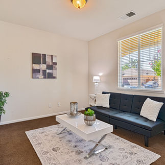1836 Portello Way seating area
