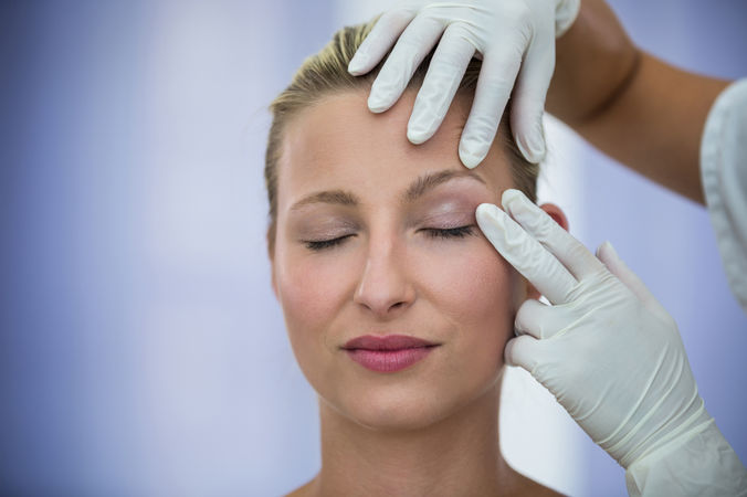 Patient examination for Brow lift.
