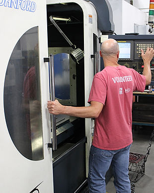 aj-tool-injection-molds-10.jpg