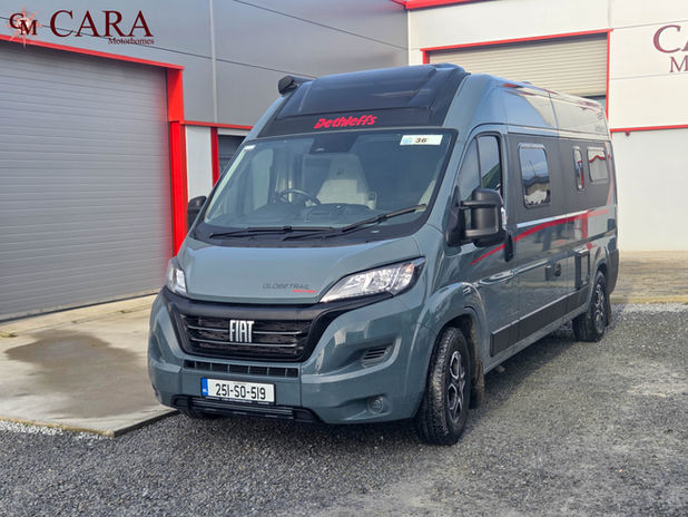 The Dethleffs Globetrail contains everything a modern camper van needs: thoughtful details, a modern ambience and an extensive standard specification. The series also includes a range of perfectly tailored accessories. Experience freedom, flexibility and comfort with the Globetrail ? the Dethleffs among camper vans.